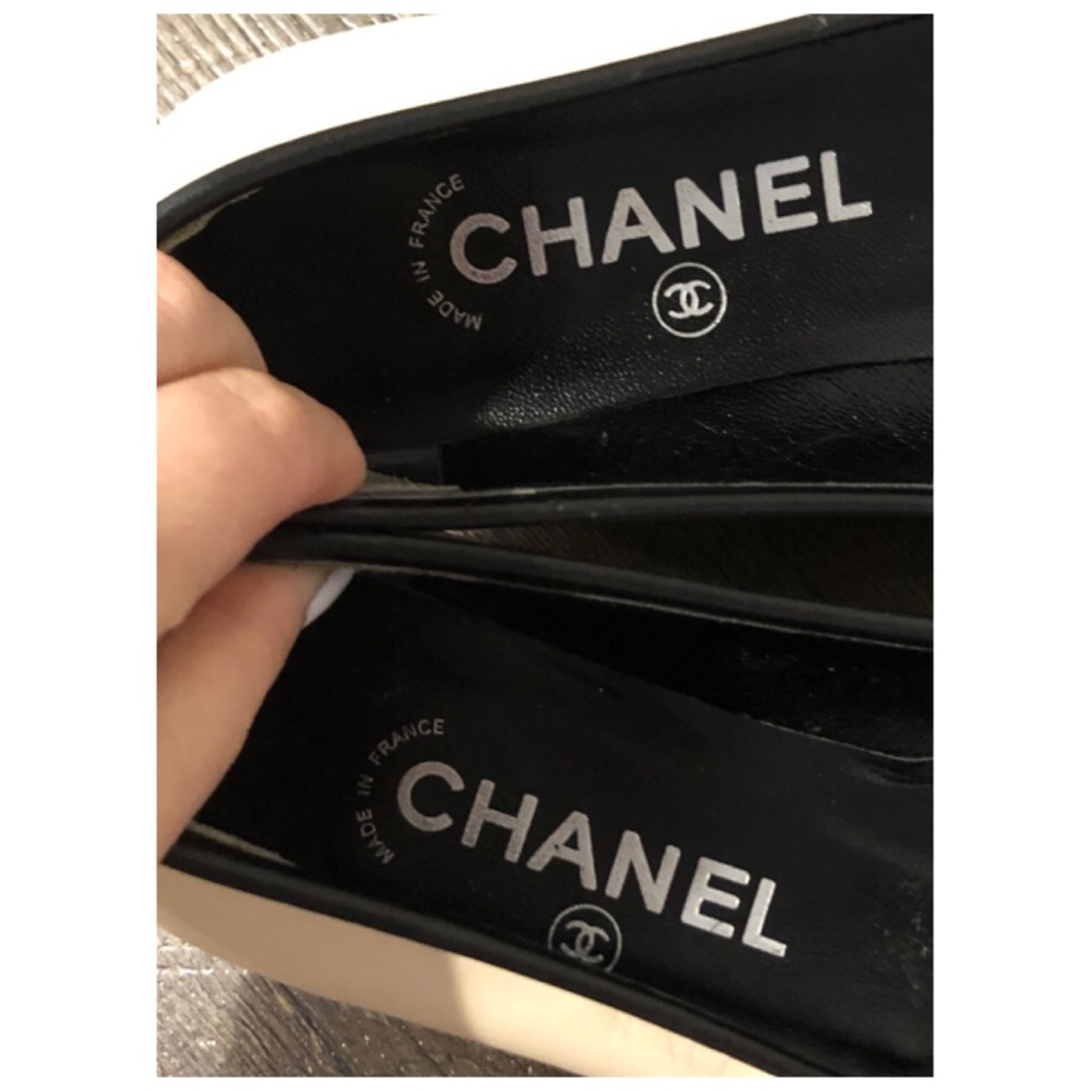 ✨Classic Rare & Hard to find CHANEL Cap Toes Wedge Heels Shoes Loafers - Picture 8 of 11
